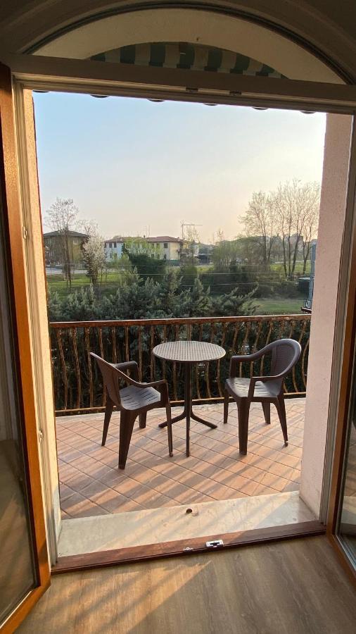 Ferienwohnung Il Girasole Peschiera del Garda Exterior foto